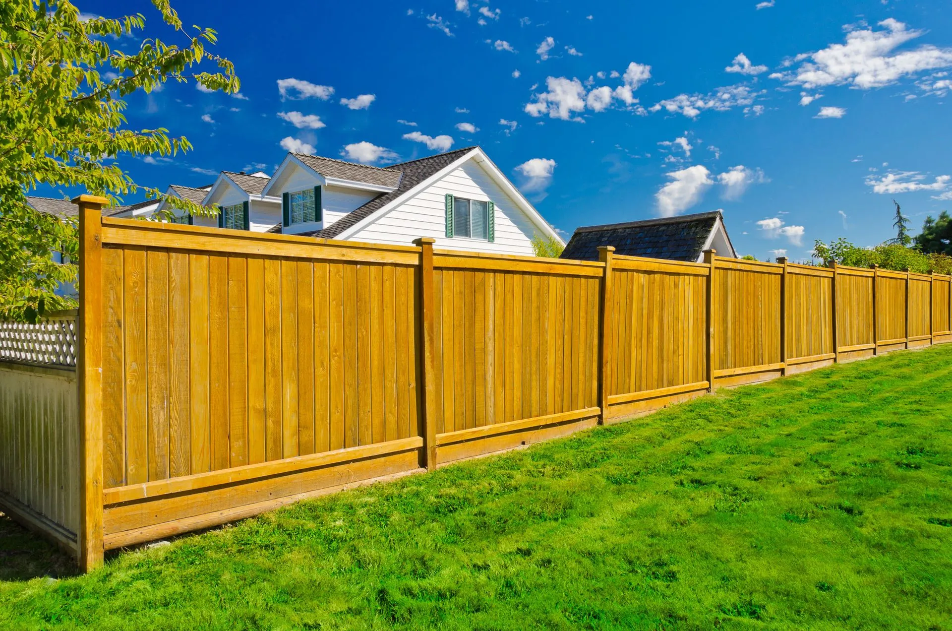 Fence repair in Charleston SC